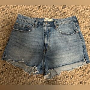Abercrombie & Fitch Mom Shorts
